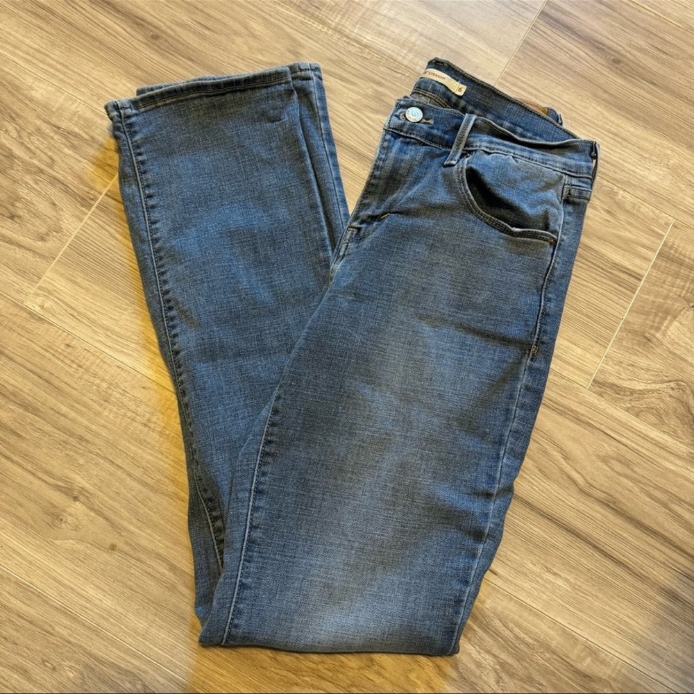 Levi’s Jeans
